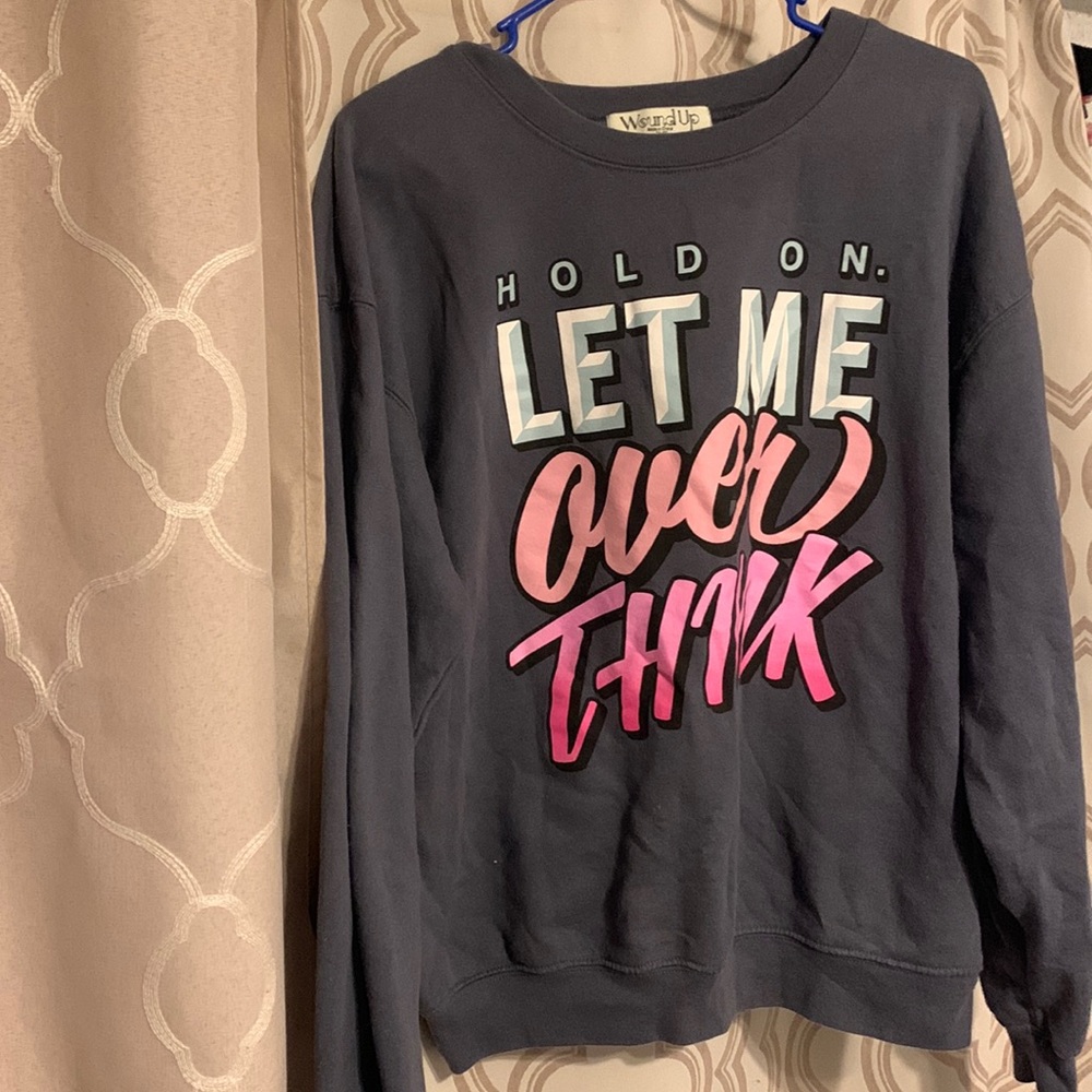 Sweatshirt